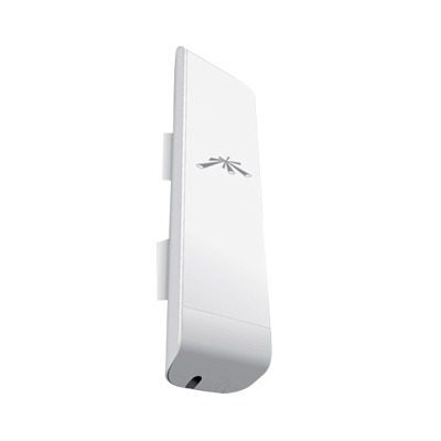 NanoStation airMAX M5 CPE, hasta 150 Mbps, frecuencia 5 GHz (5170-5875 MHz) con antena integrada de 16 dBi NSM5 - UBIQUITI NETWORKS