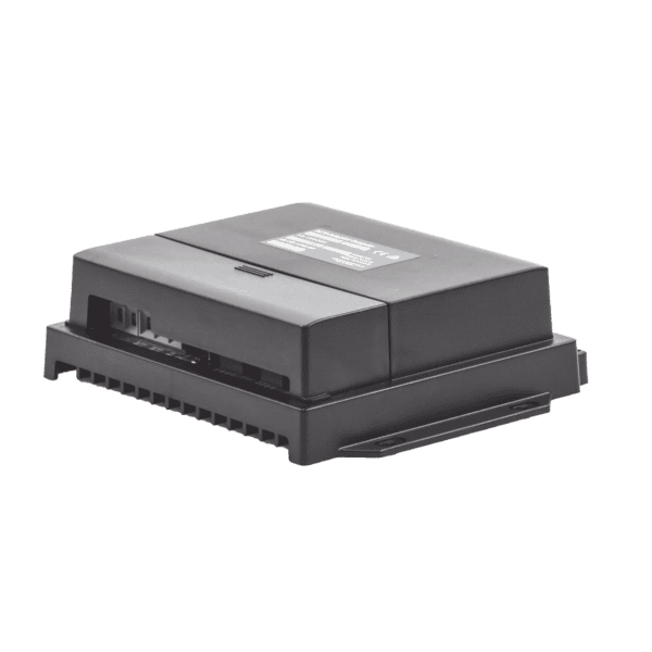 AC70 Procesador de piloto automatico para motor reversible o electrovalvulas AC70 Procesador de piloto automatico para motor reversible o electrovalvulas, cuenta con un puerto NMEA 0183. 000-10186-001 161526 - SIMRAD