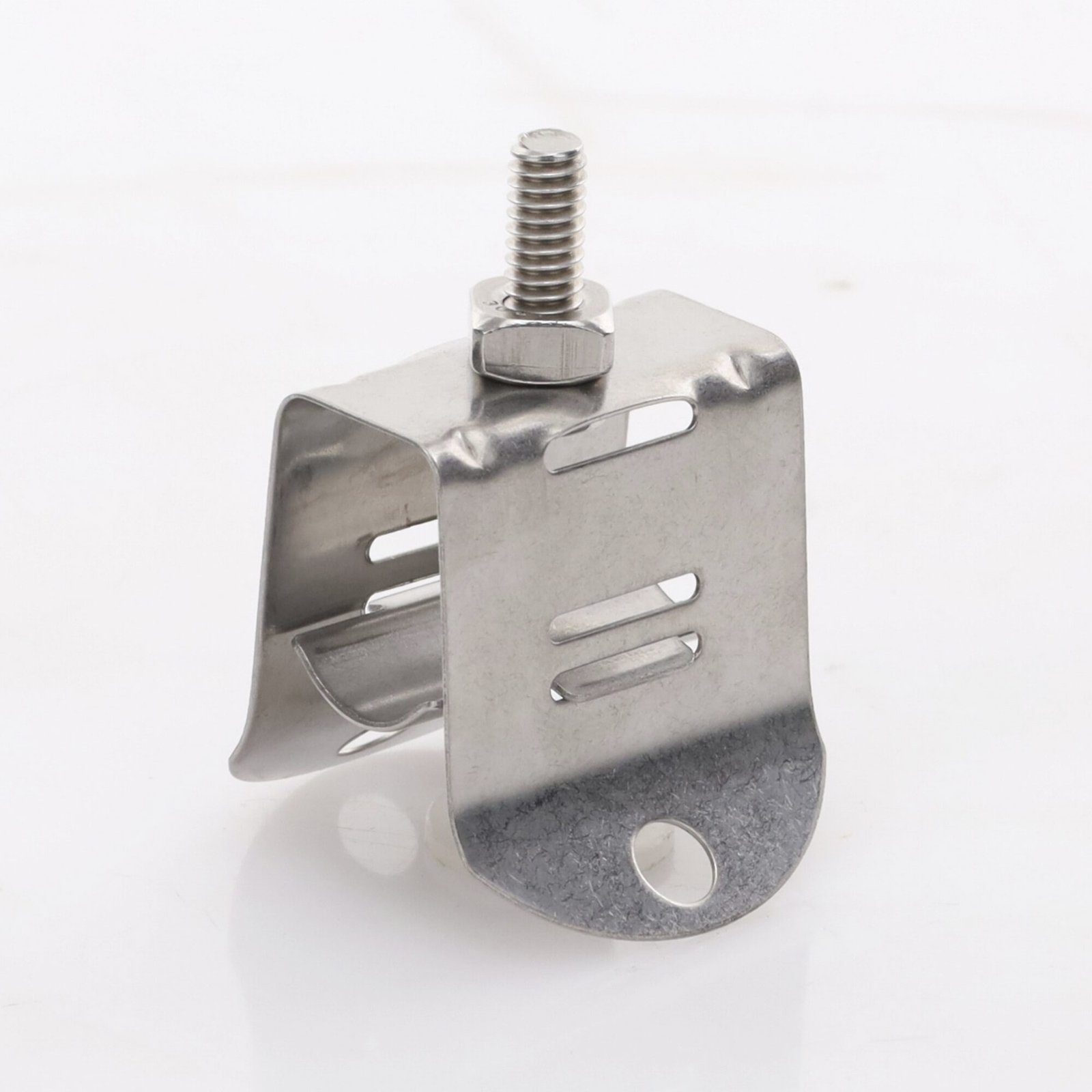 Sujetador de doble click para cable coaxial de 1/2 paquete de 10 piezas. STBH12 200617 - SYSCOM TOWERS