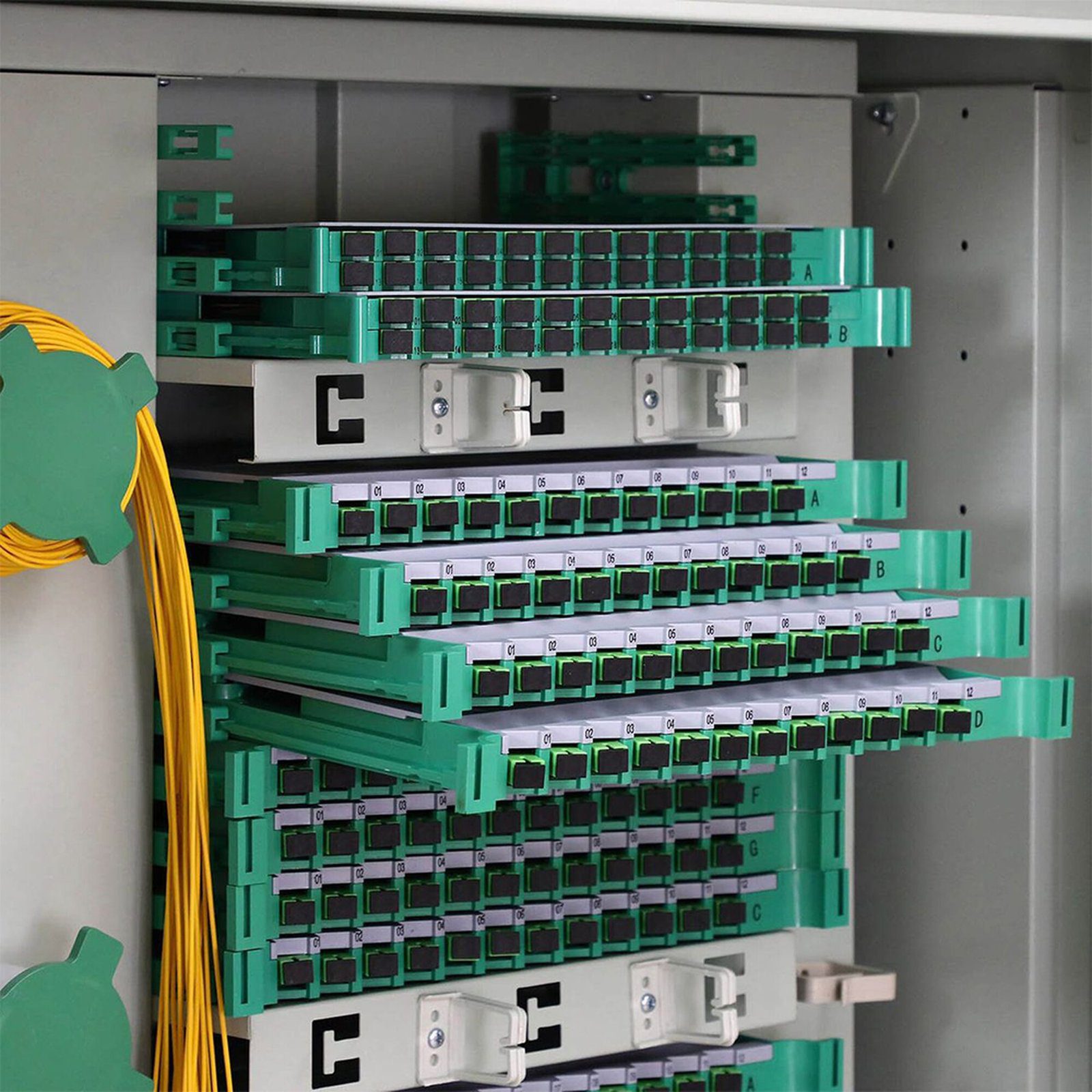Gabinete de Distribución de Conexión Cruzada para Fibra Óptica (FDT) Capacidad hasta 288 Hilos LP-FDT-288 - LINKEDPRO BY EPCOM