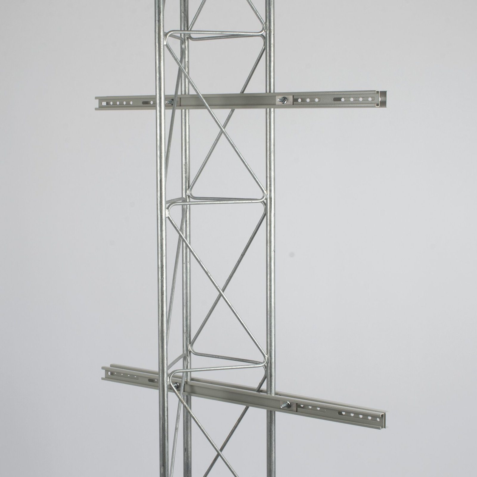 Montaje Universal de Torre para Montar Gabinetes de 30-80 cm de ancho. PST-TWR-80 - PRECISION