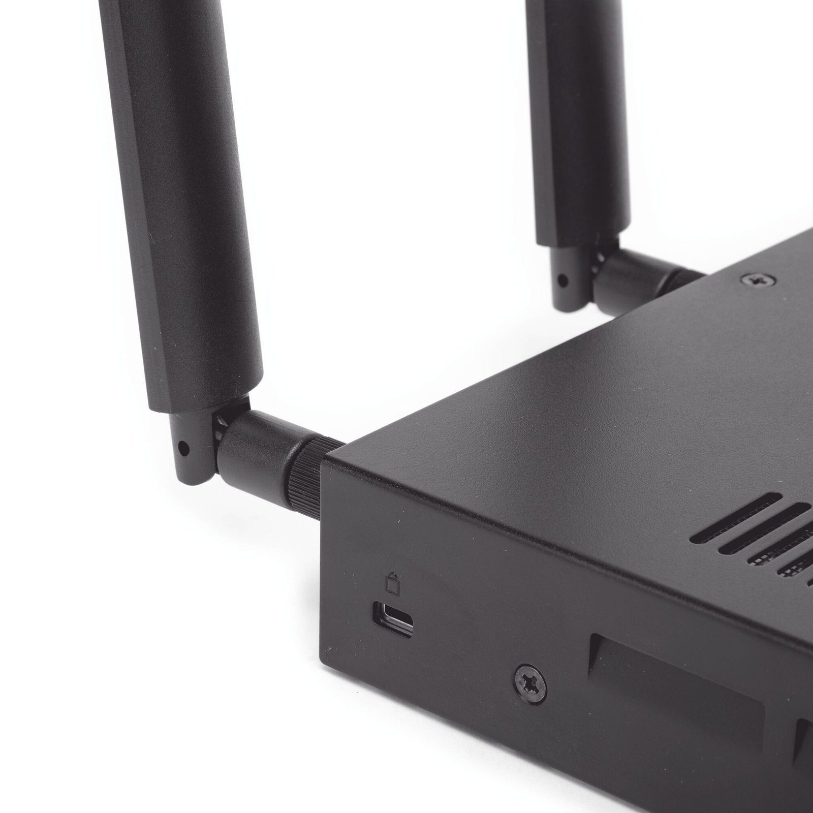 Enlace de Sistemas de Radios: LMR, LTE e IP y Sistemas Telefónicos IP VE-PG4 - ICOM