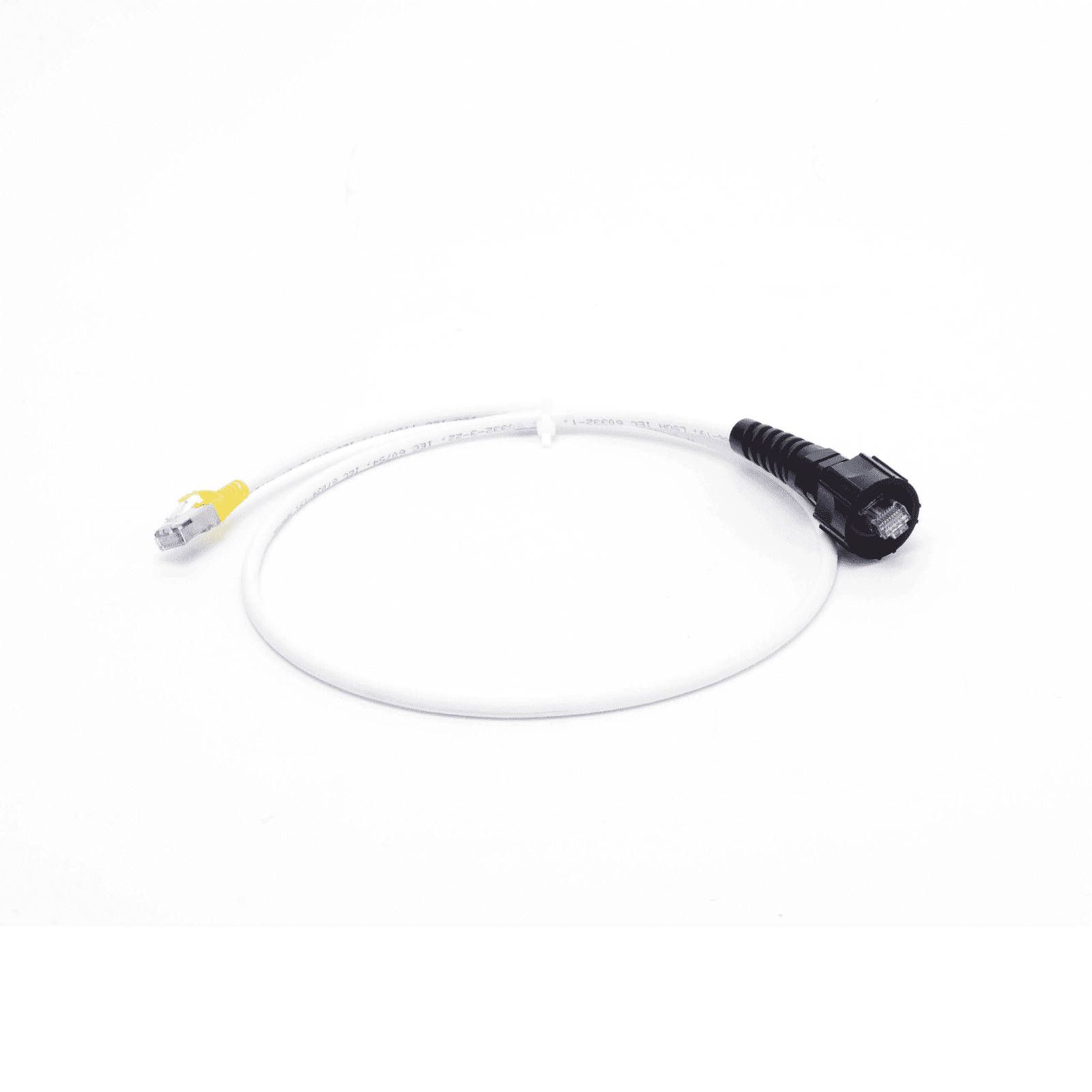 Patch Cord Reforzado Industrial (Ruggedized), Cat6A Blindado S/FTP, CM/LS0H, 3 Ft XC6A-S03-B05 - SIEMON