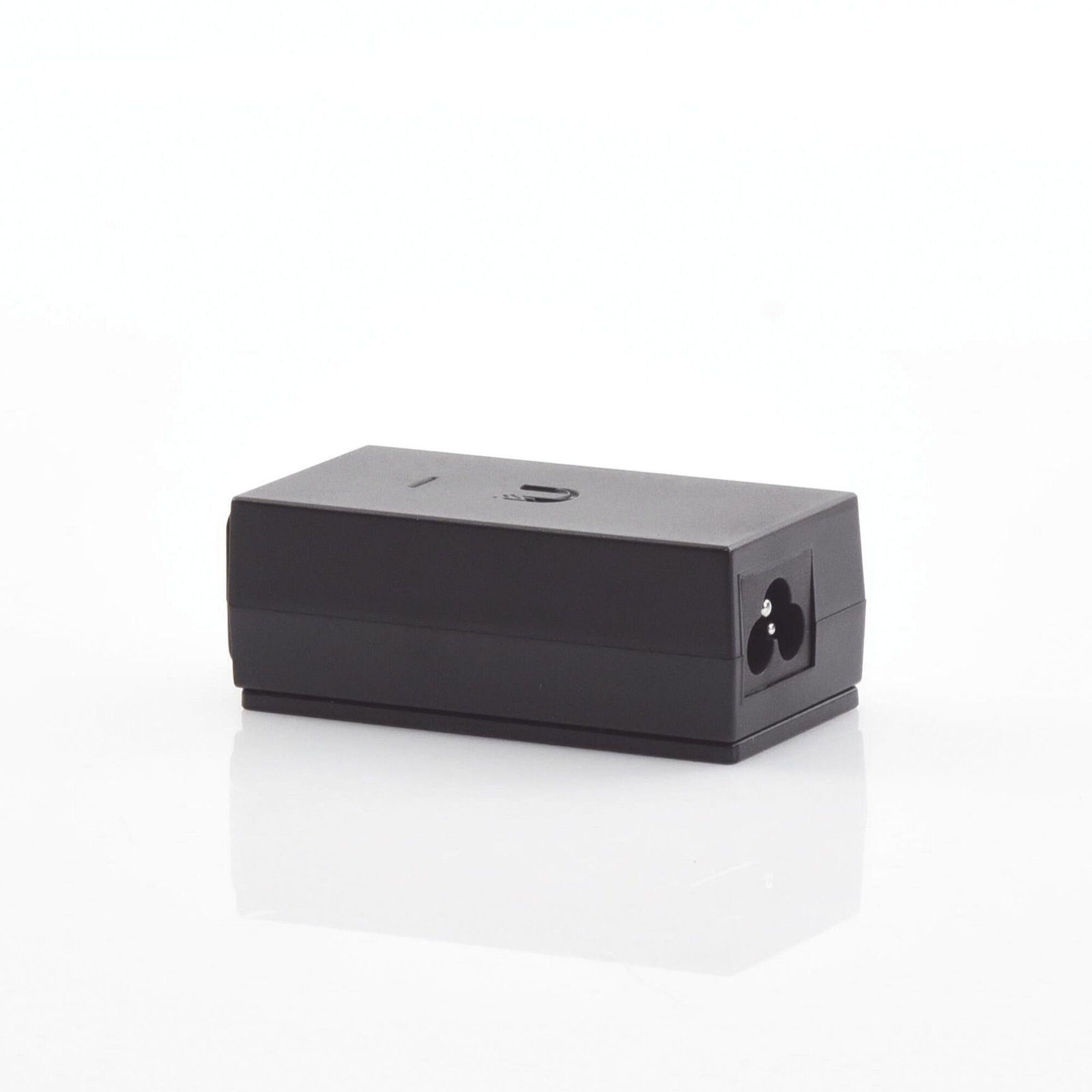 Adaptador PoE Ubiquiti de 24 VDC, 0.5 A con puerto Gigabit, compatible con airGateway POE-24-12W-G - UBIQUITI NETWORKS