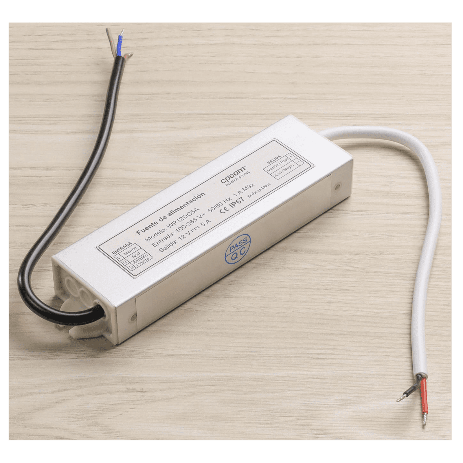 FUENTE DE ALIMENTACION PARA INTEMPERIE WATERPROOF 12 V @ 5 A WP12DC5A - EPCOM POWERLINE