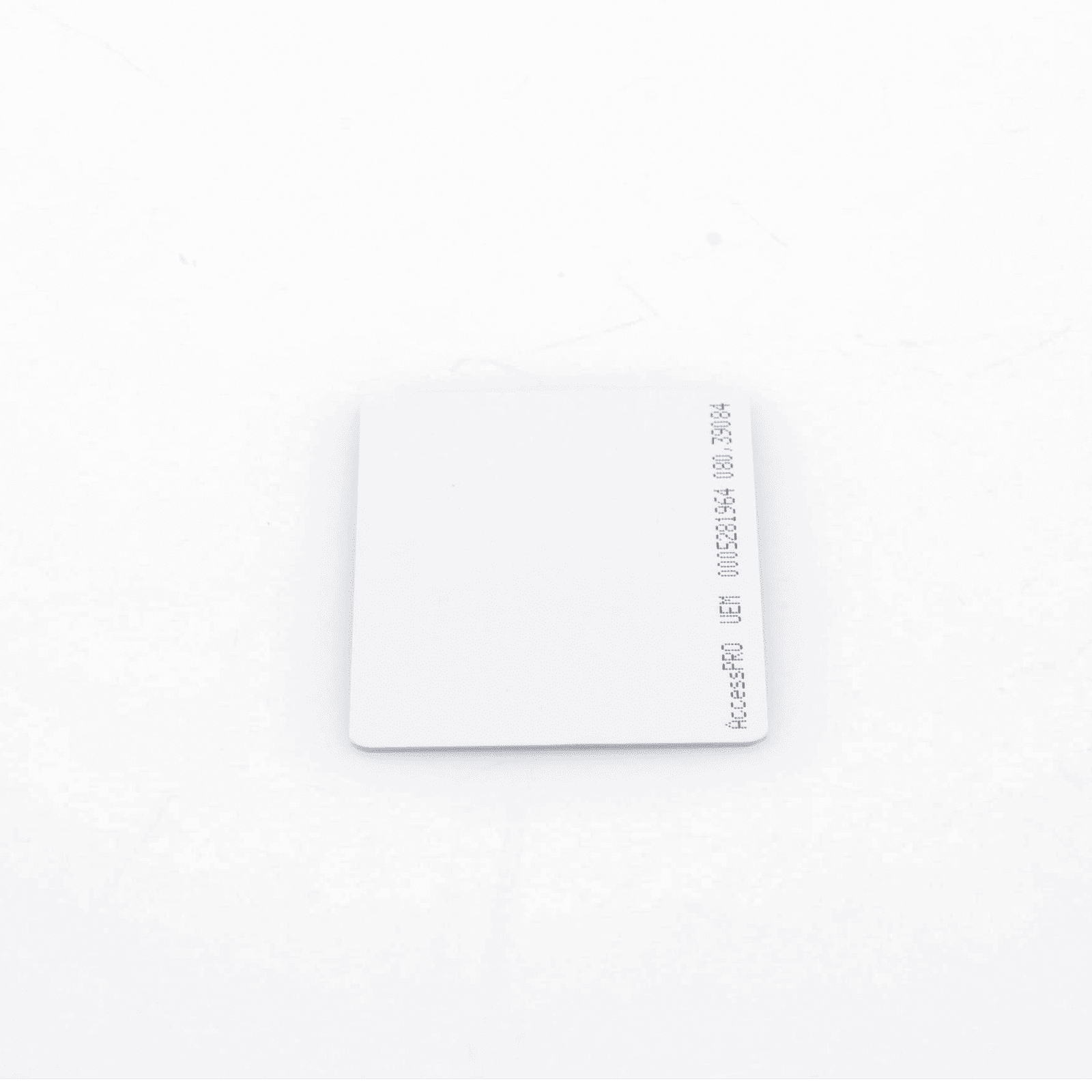 Tarjeta Tecnología Dual: RFID (UHF) 900 MHz/Proximidad 125 kHz para Uso en Oficinas y Estacionamientos ACCESS-DUAL-UP - AccessPRO
