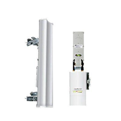 Antena sectorial para radio estaciones base airMAX de 120 grados de cobertura horizontal, 2 GHz (2.3-2.7 GHz) de 15 dBi AM-2G15-120 - UBIQUITI INC.
