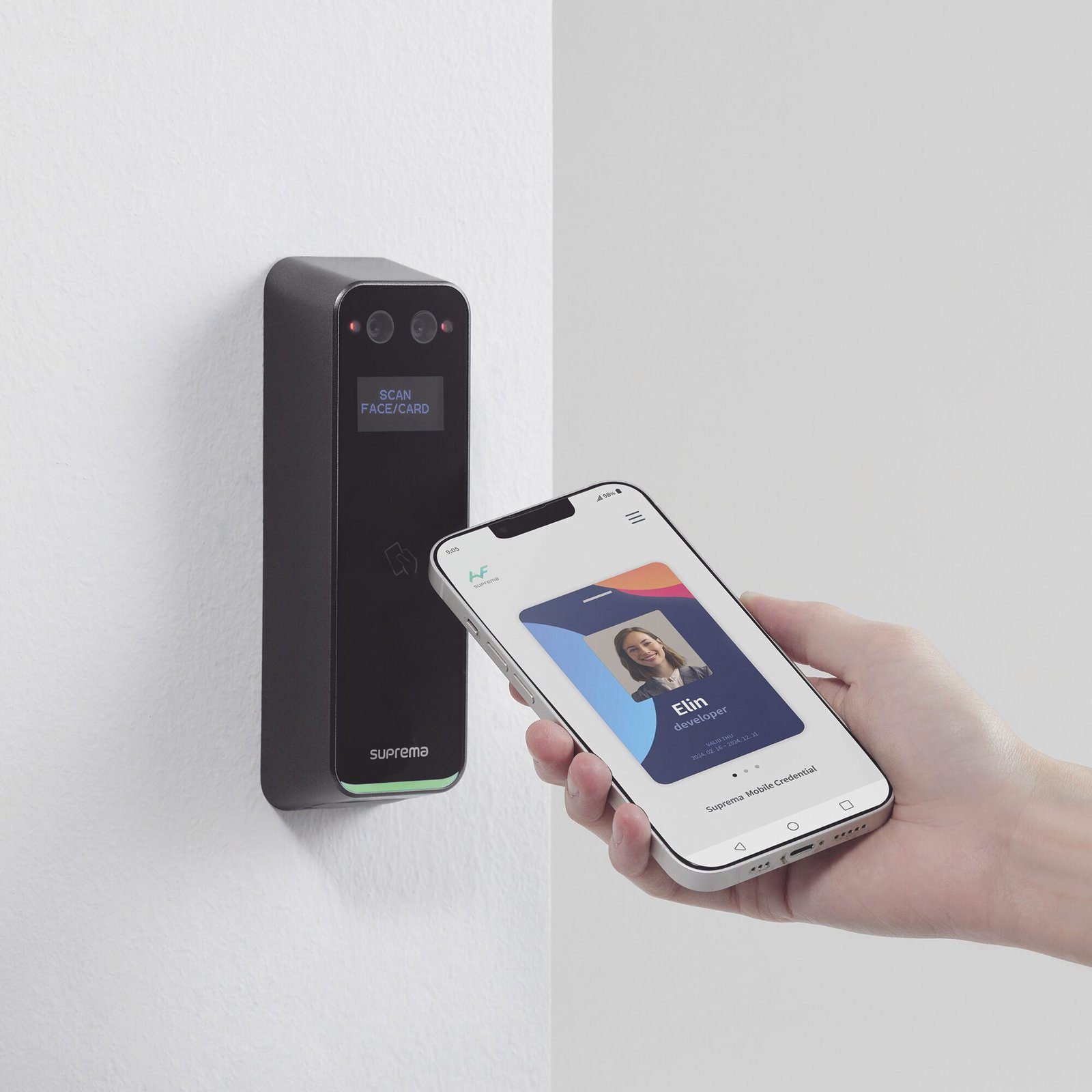 Lector Biométrico Facial (BEW3) / lector de tarjetas Prox EM, mifare, Tarjetas Virtuales por Bluetooth / con protección IP67, IK08 BEW3-DB - SUPREMA