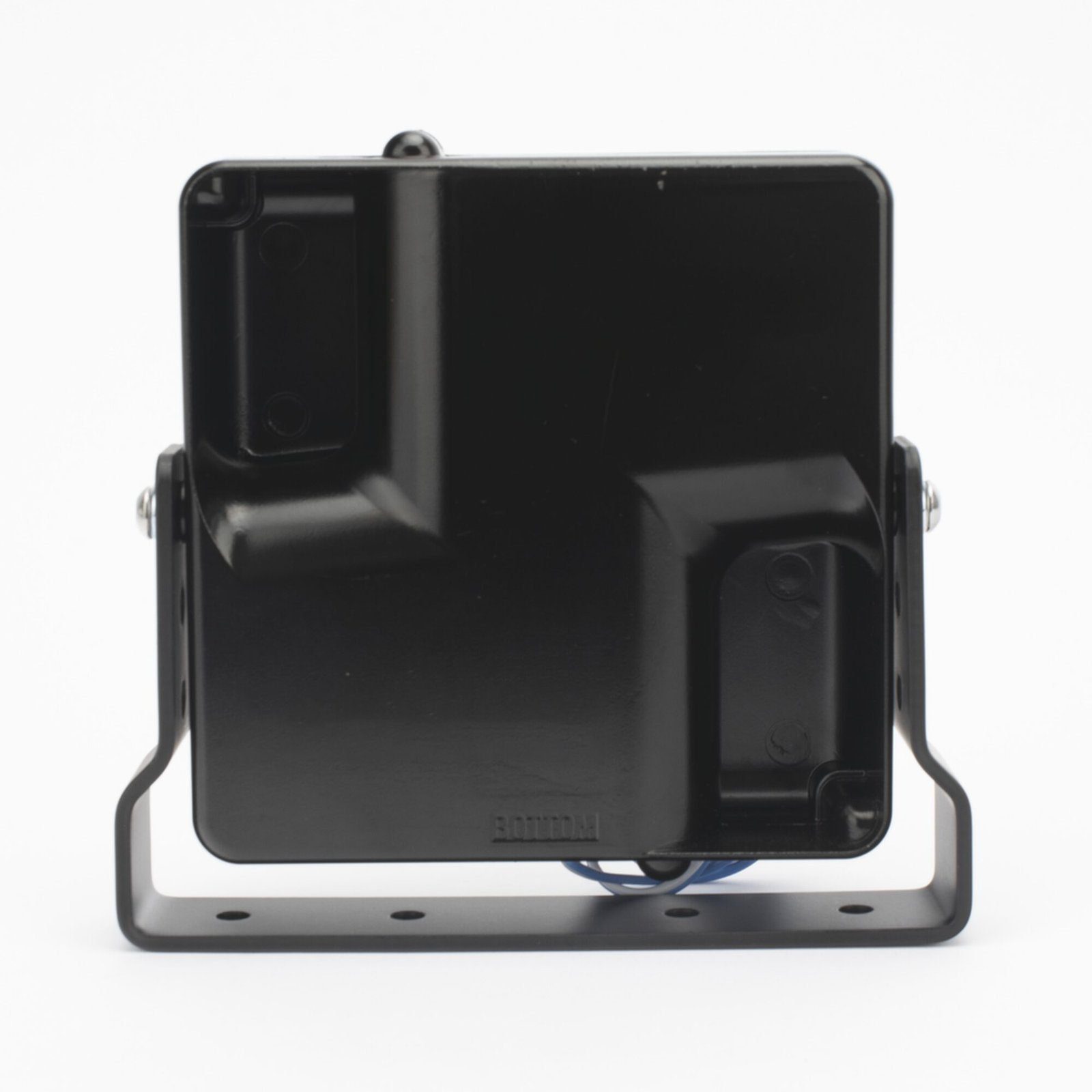Bocina Ultradelgada de Uso Rudo, 100 Watts de Potencia, Ideal Para Vehículos de Encubierto, Soporte en U, 11 Ohms de Impedancia C3900U - ECCO