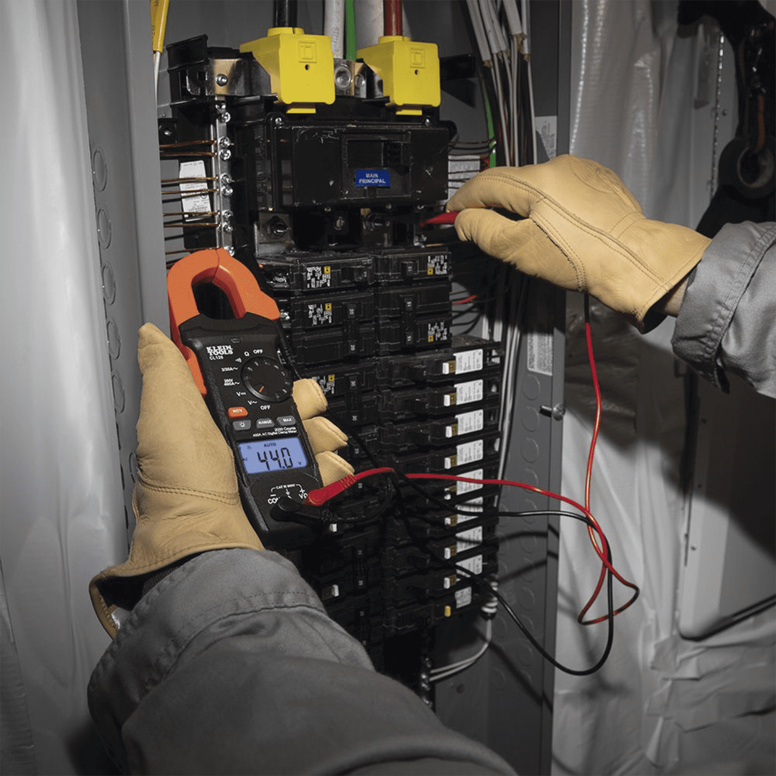 Kit de Amperímetro de Gancho (400A CA) con Probador de Fase y Divisor (para medir corriente sin cortar el cable). CL-120-KIT - KLEIN TOOLS