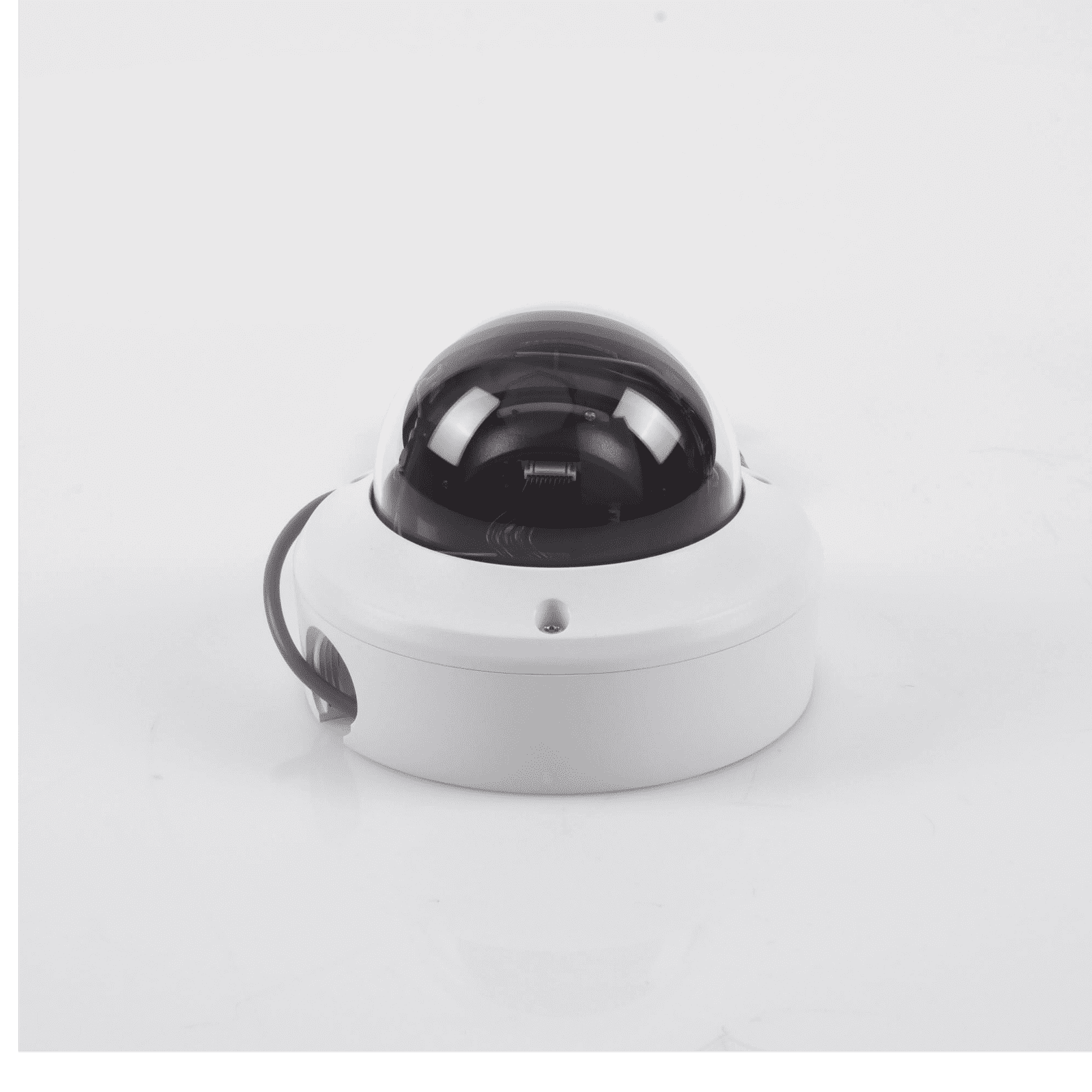 Domo TURBOHD 5 Megapixel / Lente Motorizado 2.7 – 13.5 mm / IR EXIR 40 mts / IK10 / IP67 / dWDR DS-2CE5AH0T-VPIT3ZE(C) - HIKVISION