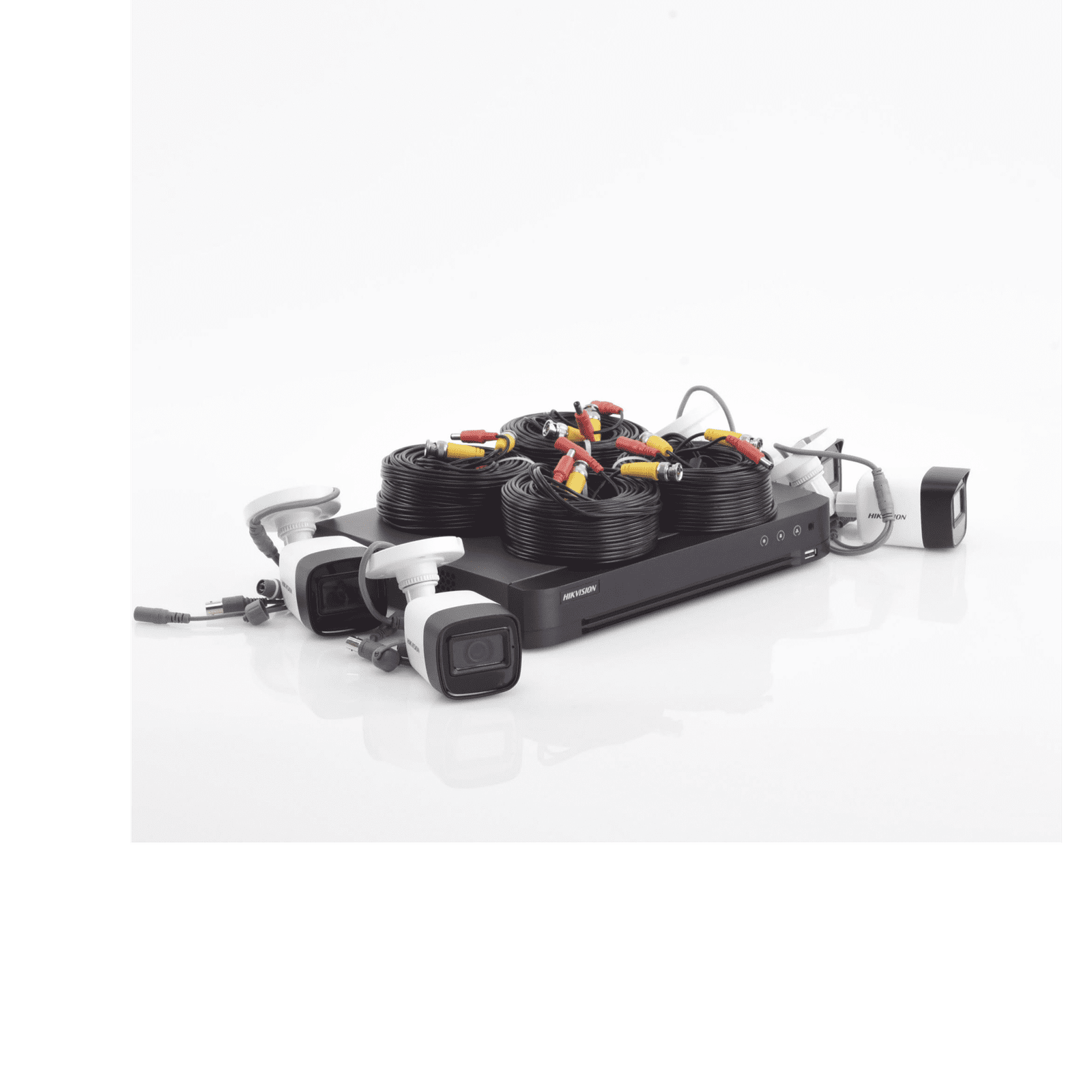 (MICRÓFONO INTEGRADO) KIT TURBOHD 5 Megapixel / DVR 4 Canales / 4 Cámaras Bala con Micrófono Integrado (exterior 2.8 mm) / Fuente de Poder / Accesorios de Instalación HIK5MPSLQ-KIT(B) - HIKVISION