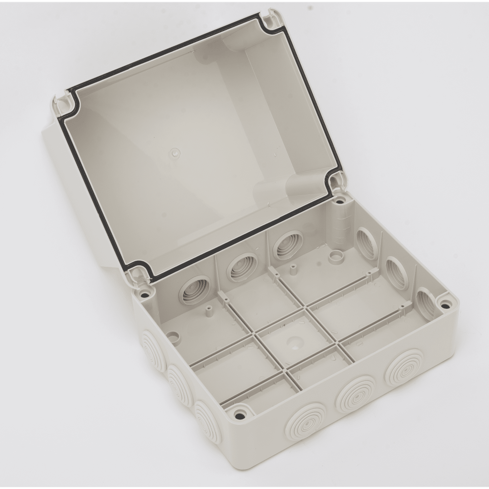 Caja Derivación-Conexión de Plástico (190 X 240 X 165 mm) con 12 Glándulas de Goma. Para Instalaciones Comerciales, Residenciales e Industriales. Incluye Tornillería para su Tapa. Funciona También como Registro. PST-1924-1ER - PRECISION