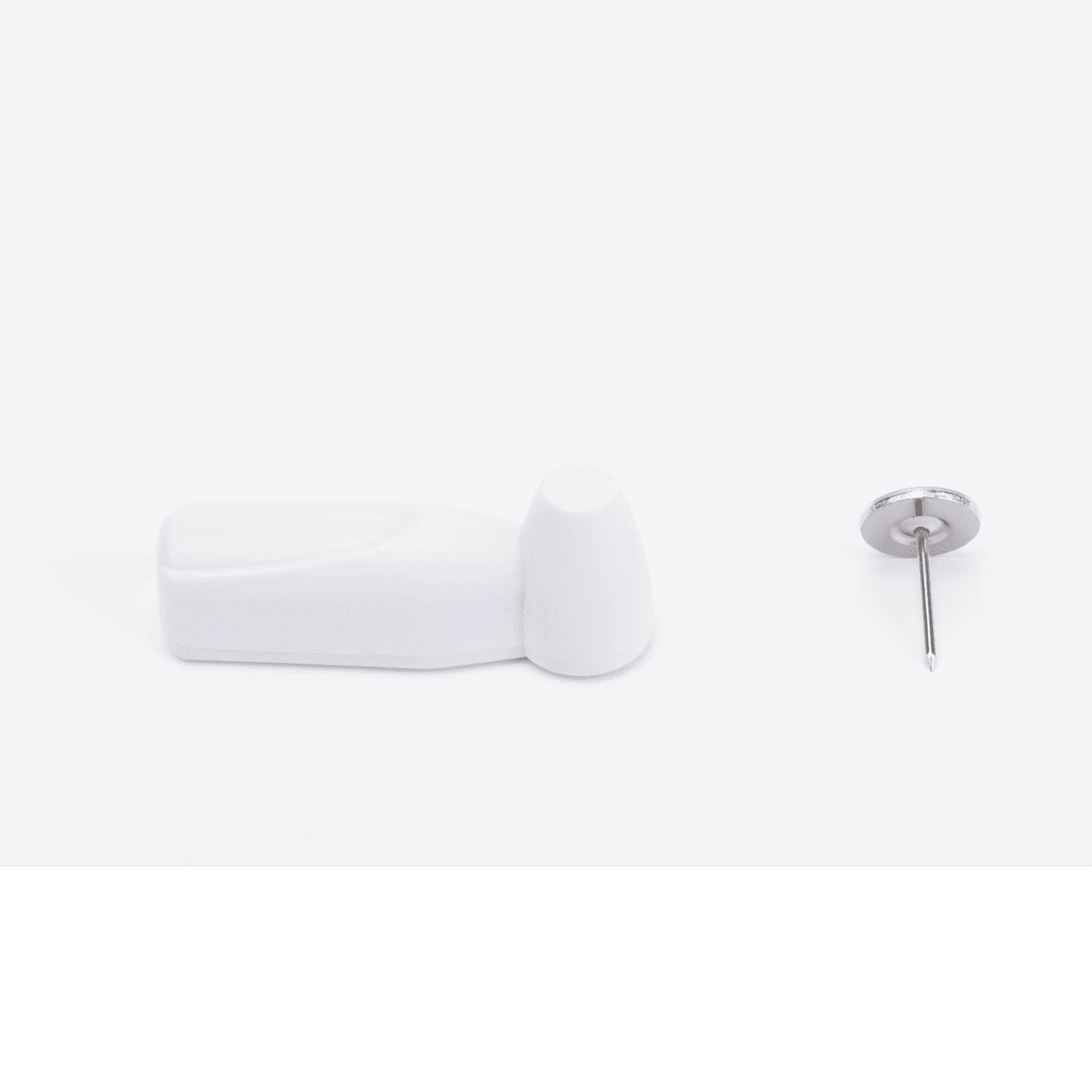 Paquete de 100 Tags AM Para Ropa, Tipo Mini, Color Blanco T010/W - Century