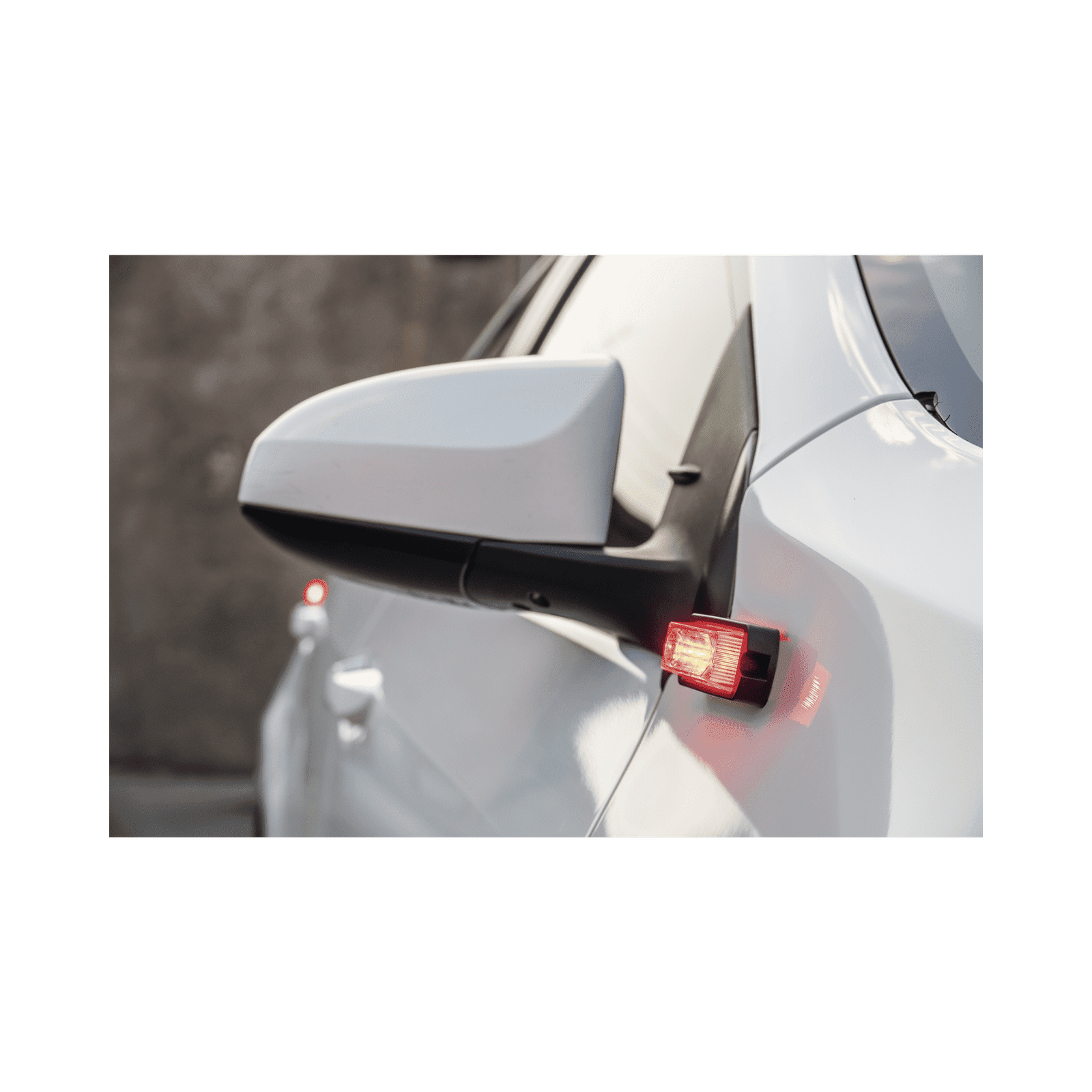 Luz Auxiliar Ultra Brillante X13 de 4 LEDs, color Rojo, con mica transparente. X13-R - EPCOM INDUSTRIAL SIGNALING