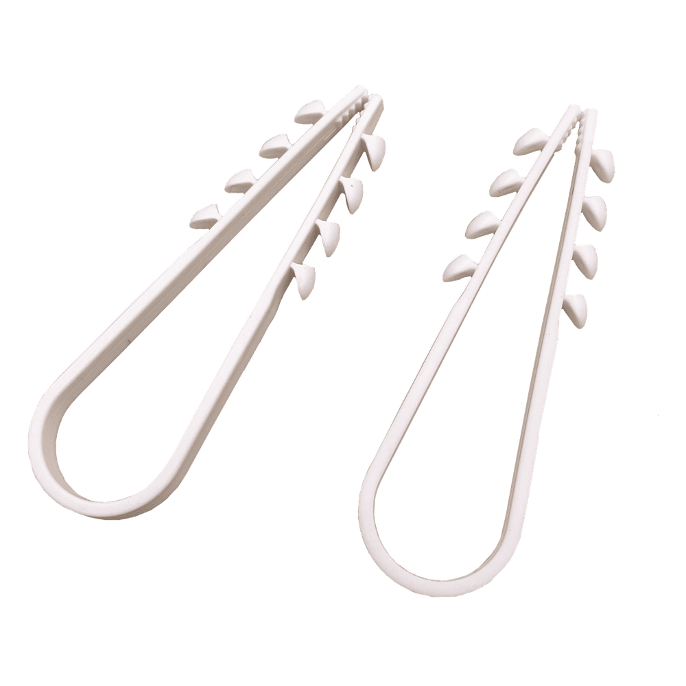 Bolsa con 100 clips sujetadores de plástico para cables de 11 a 19 mm. Ideales para instalaciones en pared, brindan sujeción firme y segura. LPHOLD18