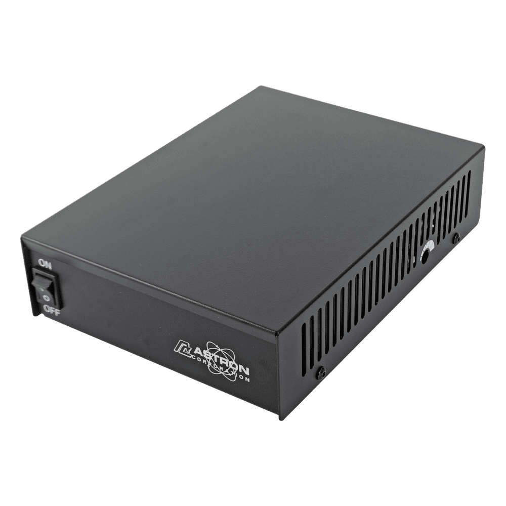Fuente de Poder Conmutada / 13.8 Vcc 18 A / Alta Eficiencia / Protecciones Integradas / Diseño Compacto / Certificaciones CE RoHS SS-18